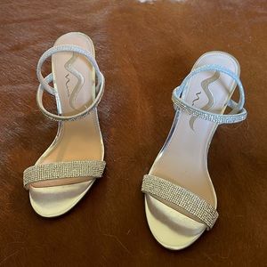 Silver sparkle heels